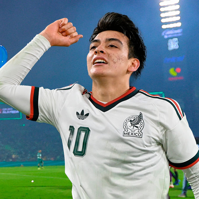 Diego Lainez reconoció la calidad de Gilberto Mora. (Fotos: Mexsport)
