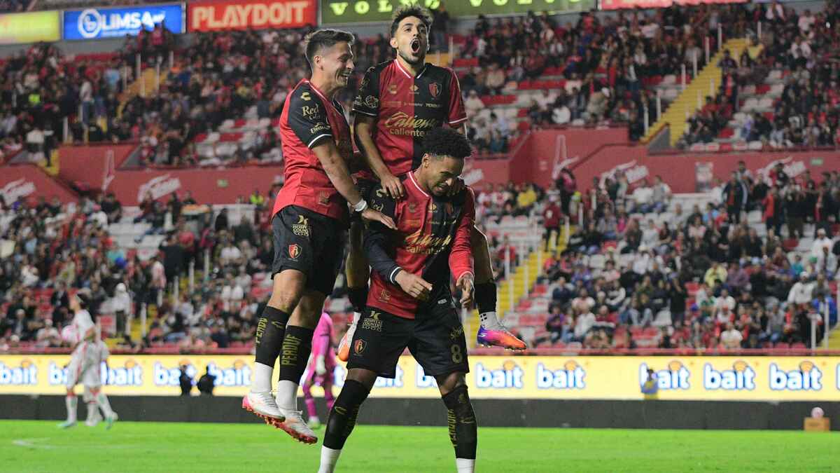 ¡Es el 'Cresporsche'! Atlas se enrachó y dormirá sublíder del Apertura 2026 al vencer al Necaxa