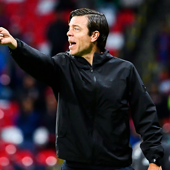 Esteban Solari empieza a disfrutar de su trabajo en Pumas. (Foto: Mexsport)