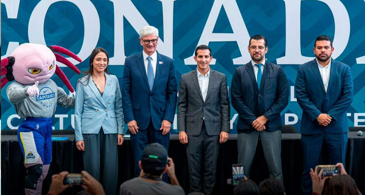 Rommel Pacheco y Arturo Olivé participaron en el anuncio (@conadeoficial)