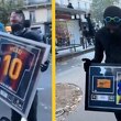 Durante los saqueos en Paris se robaron varios artículos de colección de Messi (Captura X @DiarioOle)