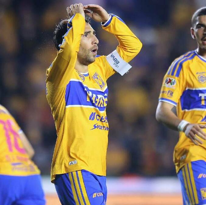 Fernando Gorriarán se lamenta durante el partido correspondiente a la jornada 13 entre los Tigresy León. FOTO: Imago7