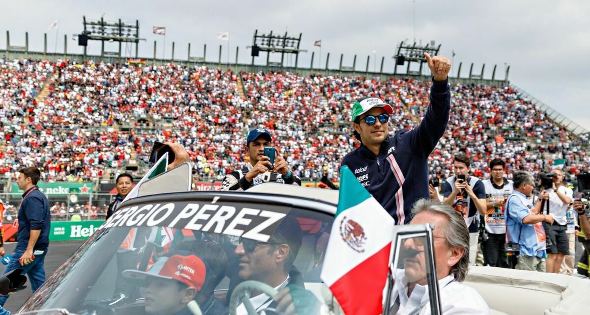 Checo Pérez está cerca de unirse a un exclusivo grupo dentro del automovilismo / FOTO: Imago7