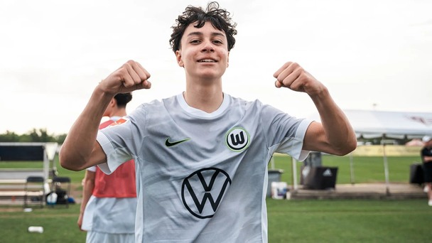Estefano García Noto, jugador del Wolfsburg (vfl-wolfsburg.de)