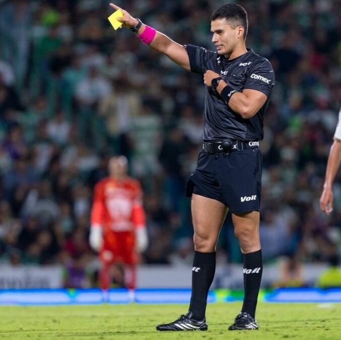 Guillermo Pacheco fue designado en la Jornada a pesar de la polémica en el Santos vs. Pumas (Fotografía: Mexsport)