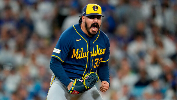 JoJo Romero jugará la Serie Mundial con Brewers tras iniciar la temporada con Cardinals. (Foto: MLB.com)