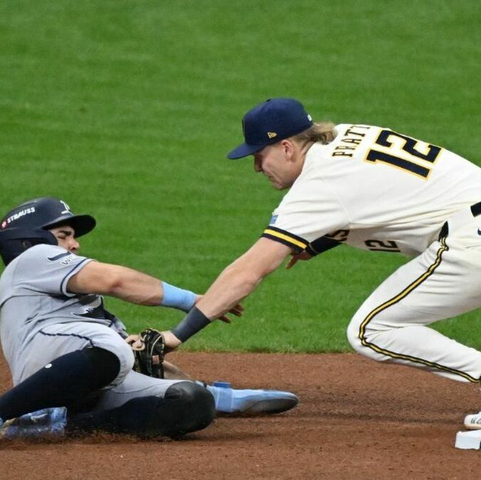 Jonathan Aranda debutó en una Serie Mundial con los Rays (Fotografía: Reuters)