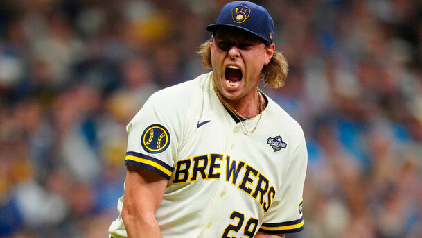 Trevor Megill y los Brewers esperan otro reñido juego ante los Rays en la Serie Mundial 2026. (Foto: MLB.com)