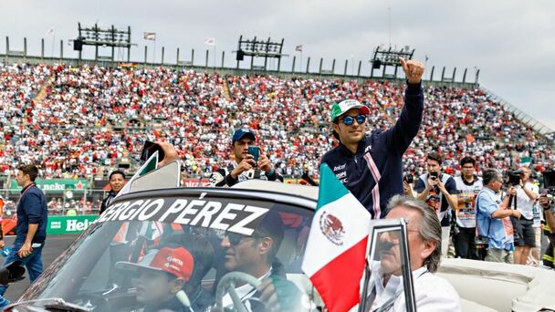 Checo Pérez está cerca de unirse a un exclusivo grupo dentro del automovilismo / FOTO: Imago7