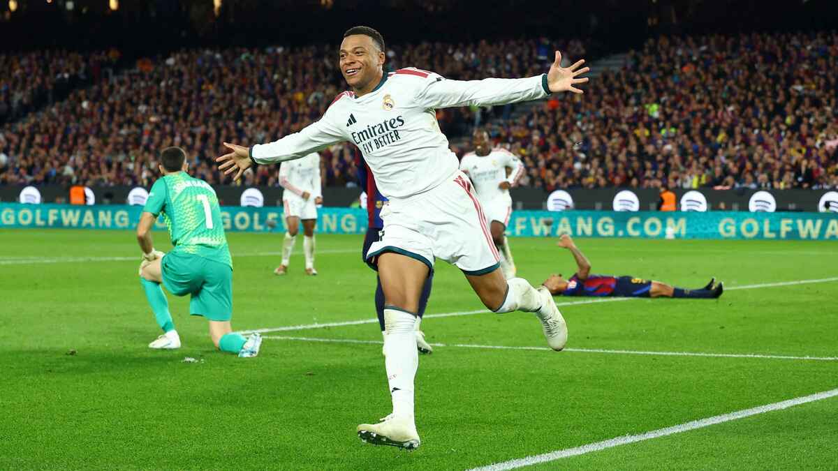 Kylian Mbappé le dio la victoria al Real Madrid (Reuters)