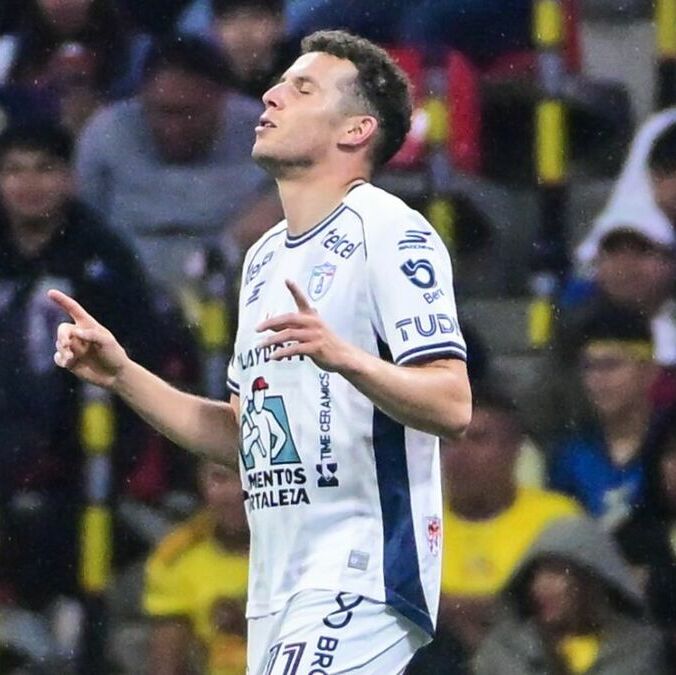 Oussama Idrissi le dio la victoria a Pachuca en el Estadio Banorte (Fotografía: Imago 7)