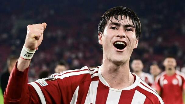 Prensa en Gregia elogía a Hormiga González / X: Olympiacos