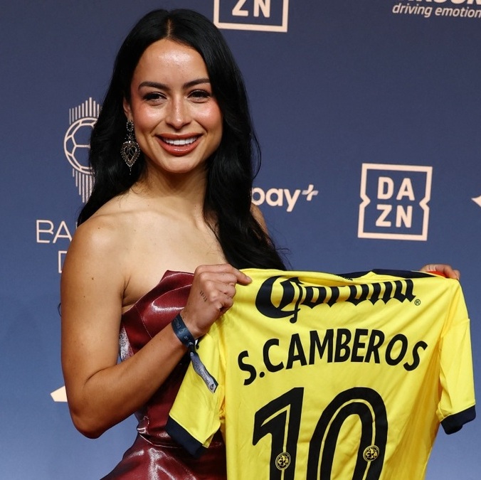 Scarlett Camberos brilló en la gala el Balón de Oro 2026 (Reuters)