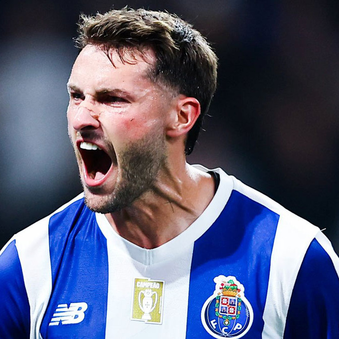 Santiago Gimenez celebró su tanto. (Foto: Porto)